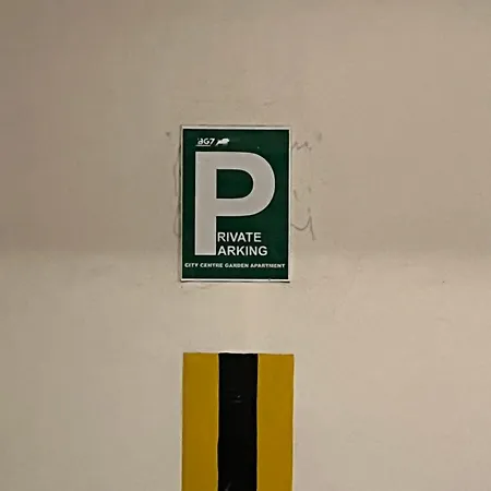 Centre With Parking