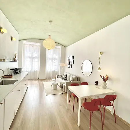 Apartment Cozy, Natural Ground Base Apartment, Prague