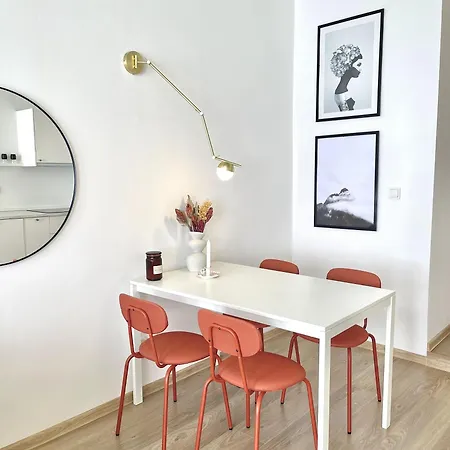 Cozy, Natural Ground Base Apartment, Apartment Prague