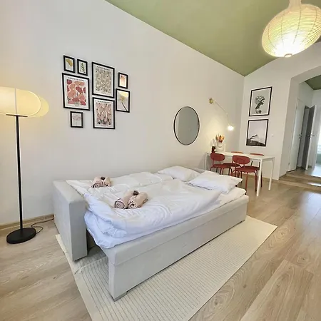 Cozy, Natural Ground Base Apartment, *