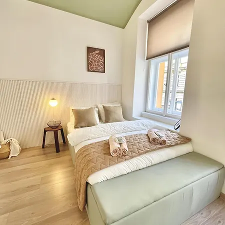 Apartment Cozy, Natural Ground Base Apartment, *
