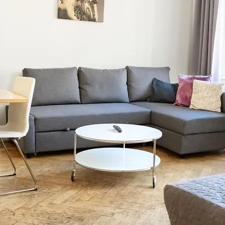 Apartments In Mala Strana - 10 Minutes From Charles Bridge Apartment Prague