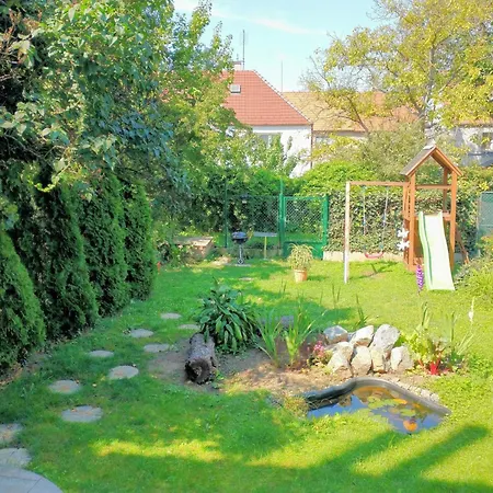Apartment Duplex With Garden