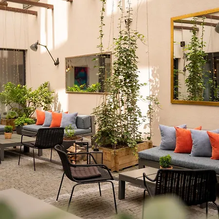 Szálloda Innside By Melia Old Town 4*