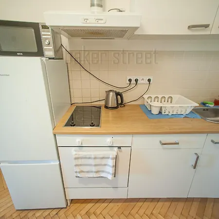 Apartment One Bedroom Close To Castle *