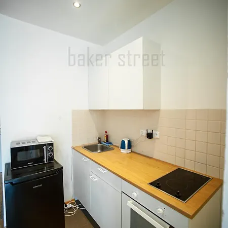 One Bedroom Close To Castle Prague