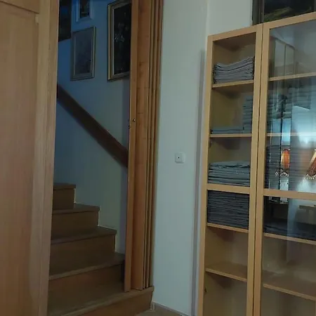 Holiday home Klasicky Dum, 5 Loznic , 5 Bedrooms, *
