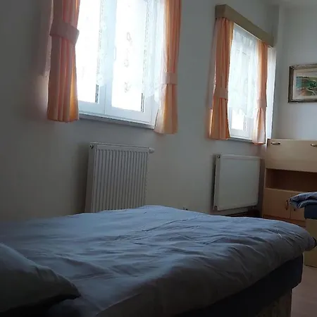Klasicky Dum, 5 Loznic , 5 Bedrooms,