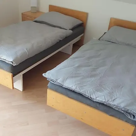 Klasicky Dum, 5 Loznic , 5 Bedrooms, * Prague