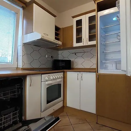 Holiday home Klasicky Dum, 5 Loznic , 5 Bedrooms, *