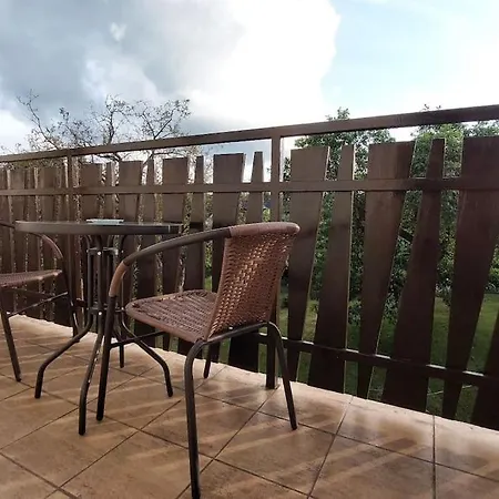 Klasicky Dum, 5 Loznic , 5 Bedrooms, * Prague