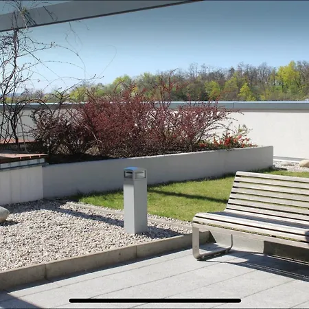 Rezidence Garden Towers - S Parkovanim Praag