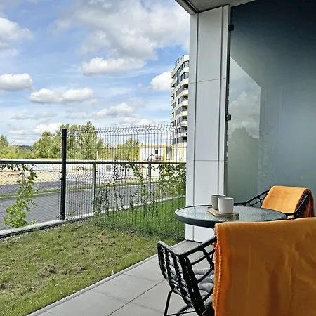 Apartment New Studio, King Bed, Free Parking, Terrace Prague