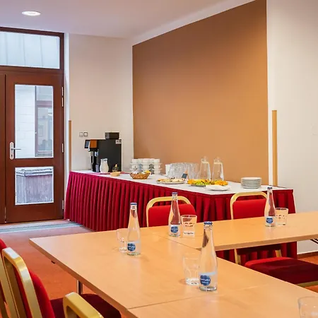 Hotel Globus
