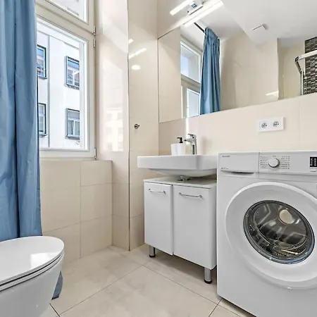 Apartment Boho Brand New Studio *