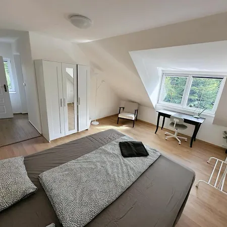 Bed & Breakfast Biomade Praha