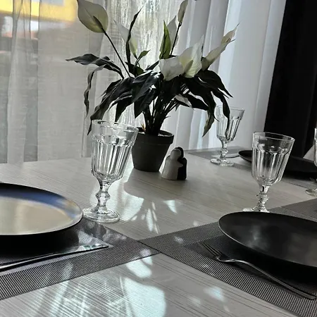Jeseniova Apartment *