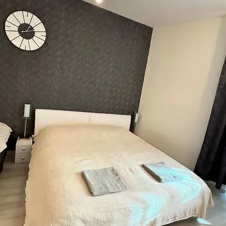 Apartment Jeseniova Prague