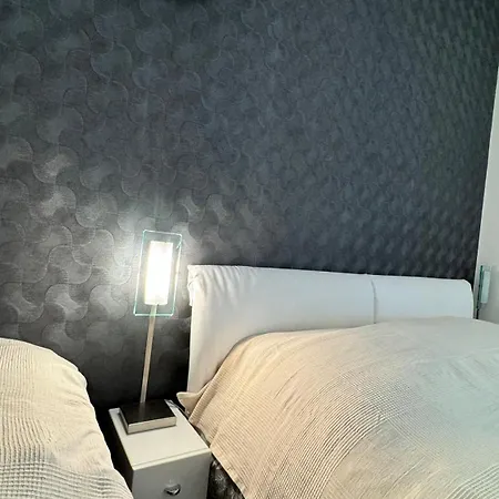 Jeseniova Apartment
