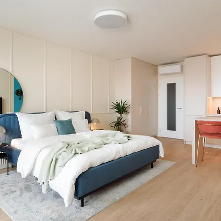 Good Vibe Near Metro - Garage, Air-conditioning, Vinyl Player Apartman *
