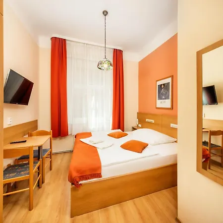 Hotell Golden Garni Prag