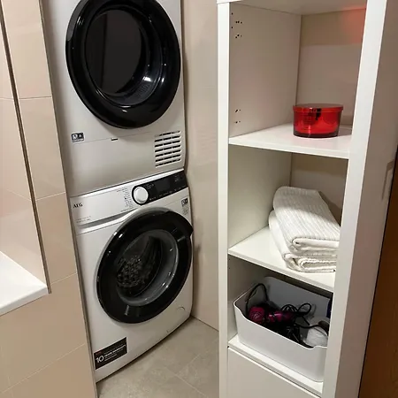 Pasta Party Apartment, Free Parking, Fully Equipped *