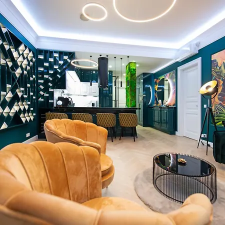 Luxusni Designovy Emotion Se Saunou V Srdci Kralovskych Vinohrad Apartment Prague