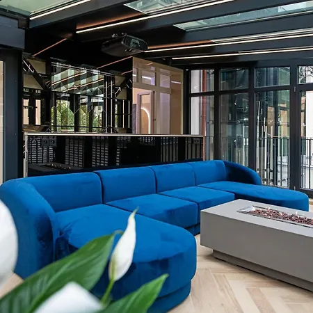 Designovy Heaven S Krbem A Saunou Na Prazskych Vinohradech *