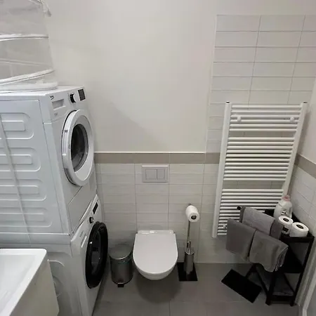 Apartment Cute With The Terrace And Ac Prague