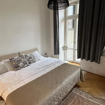 Cute With The Terrace And Ac *