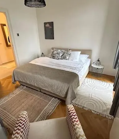 Cute With The Terrace And Ac Prague