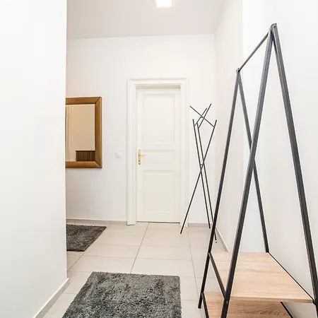 Cute With The Terrace And Ac Apartment Prague