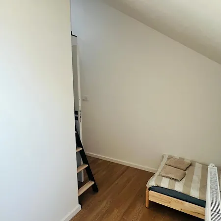 New Sunny Rooftop With A Terrace 10-15 Minutes Drive From Centre * Praga