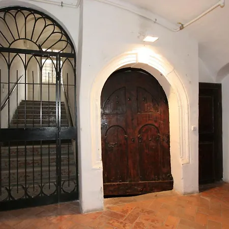 Thunovska Apartmán
