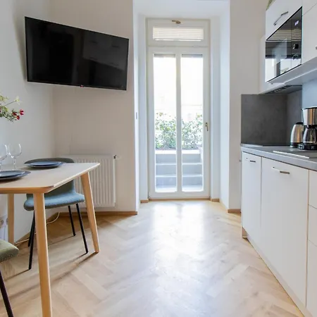 Apartment Seifertova *
