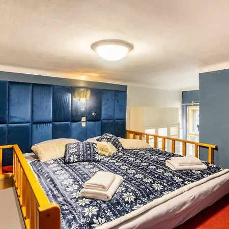 Apartment Place Of Grace - 3 Minutes From The Museum And Old Town Prag