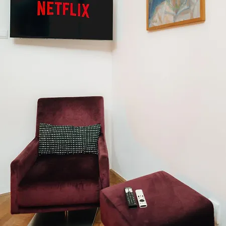 Apartment Proxima Downtown - Pool Table And Cinema Projector Prague