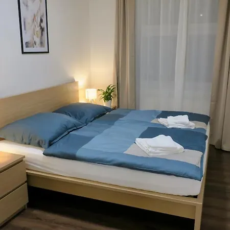 Charm Deco Near Old Town, All-friendly Apartment Prague