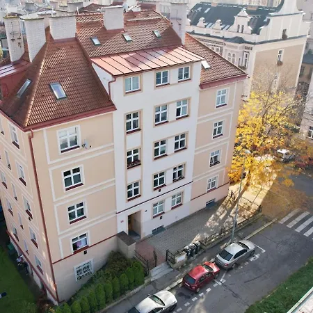 Apartment Charm Deco Near Old Town, All-friendly