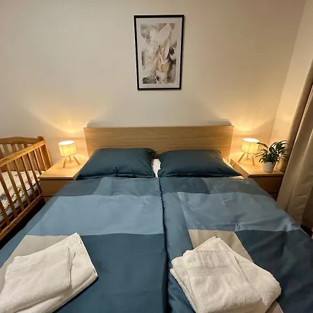 Charm Deco Near Old Town, All-friendly Apartment Prague