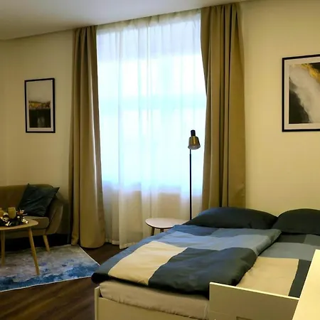 Apartment Charm Deco Near Old Town, All-friendly