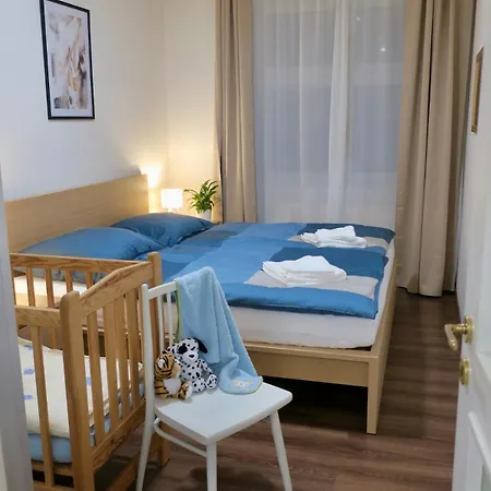 Apartment Charm Deco Near Old Town, All-friendly *