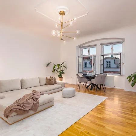 Stylish Gem By Charles Bridge With A Stunning View Appartement *