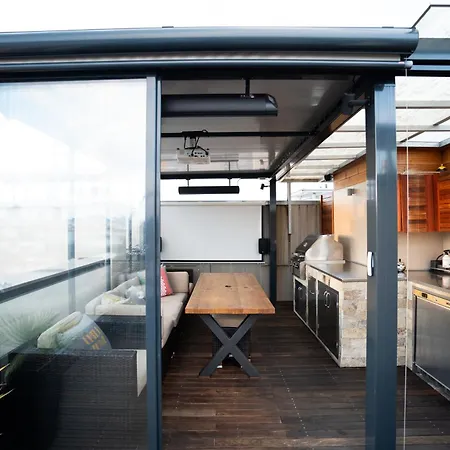 Lägenhet Luxury Rooftop With Fantastic Views *