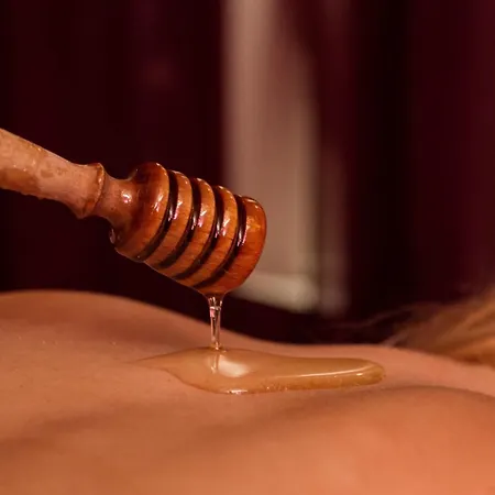 Premium - Free Massages From Physiotherapists Apartment