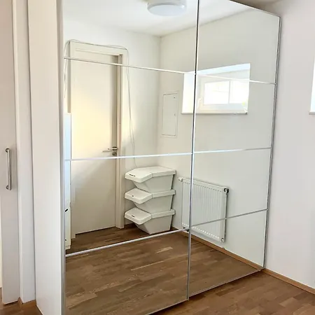 Charming Duplex Loft In Center Apartment *