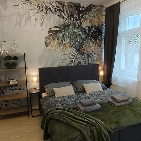 Quiet With Great Views Apartment *