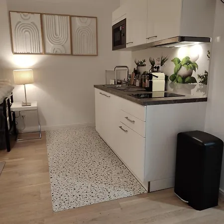 Angel In 1 Apartment *