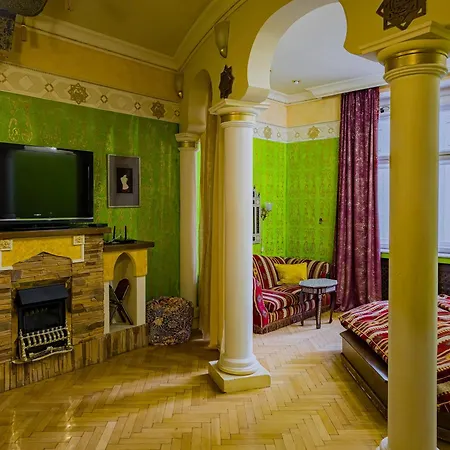 1000 And 1 Night In Center * Prague