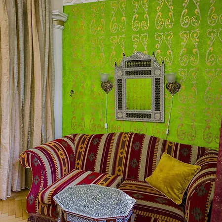 1000 And 1 Night In Center * Prague